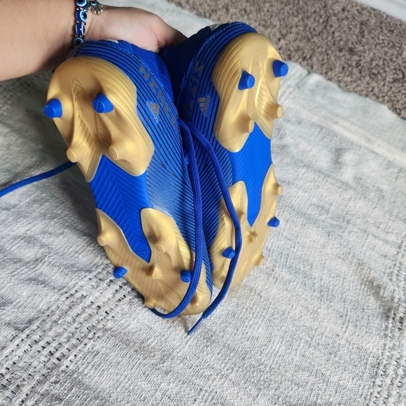 Adidas Youth Nemeziz size 3 Firm Ground Soccer Cleats - Picture 3 of 8